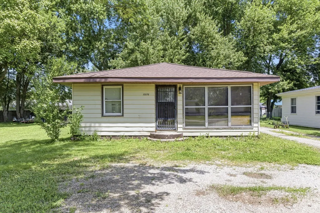7275 Helen Coloma Charter Township MI 49038