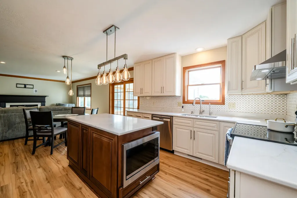 31401 Middle Crossing Road Silver Creek Township MI 49047