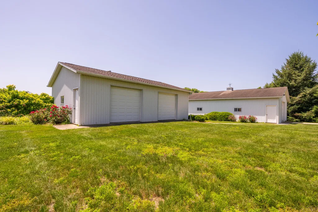31401 Middle Crossing Road Silver Creek Township MI 49047