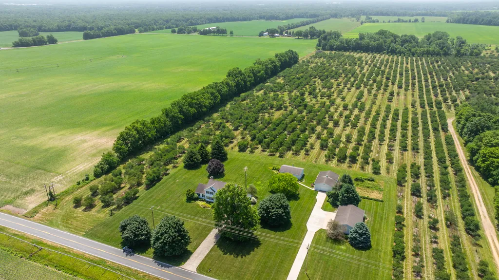 31401 Middle Crossing Road Silver Creek Township MI 49047