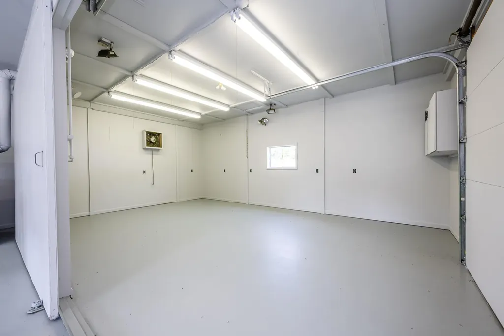 31401 Middle Crossing Road Silver Creek Township MI 49047