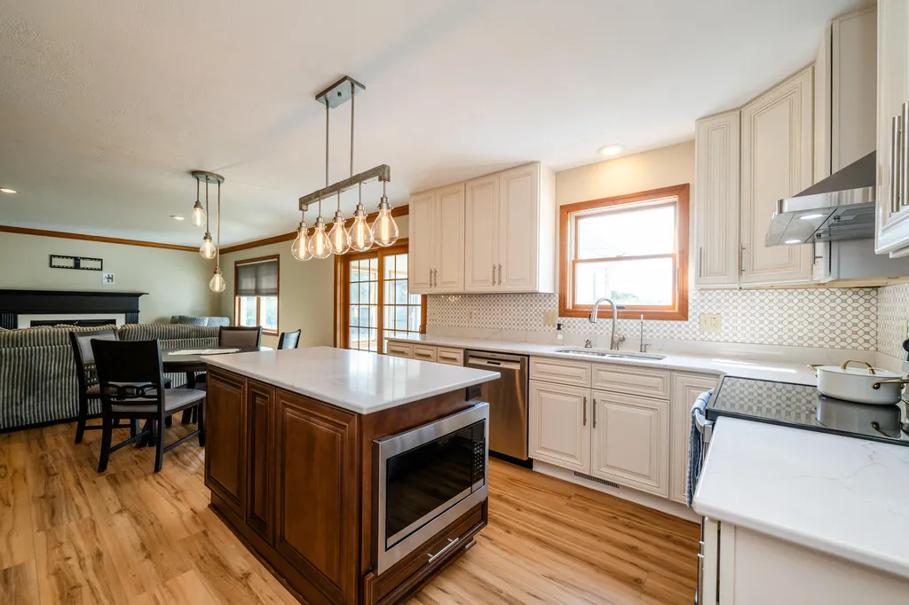 31401 Middle Crossing Road Silver Creek Township MI 49047