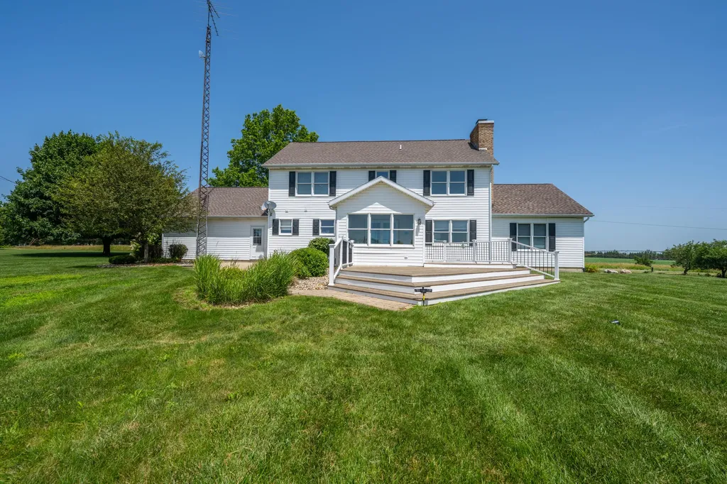31401 Middle Crossing Road Silver Creek Township MI 49047