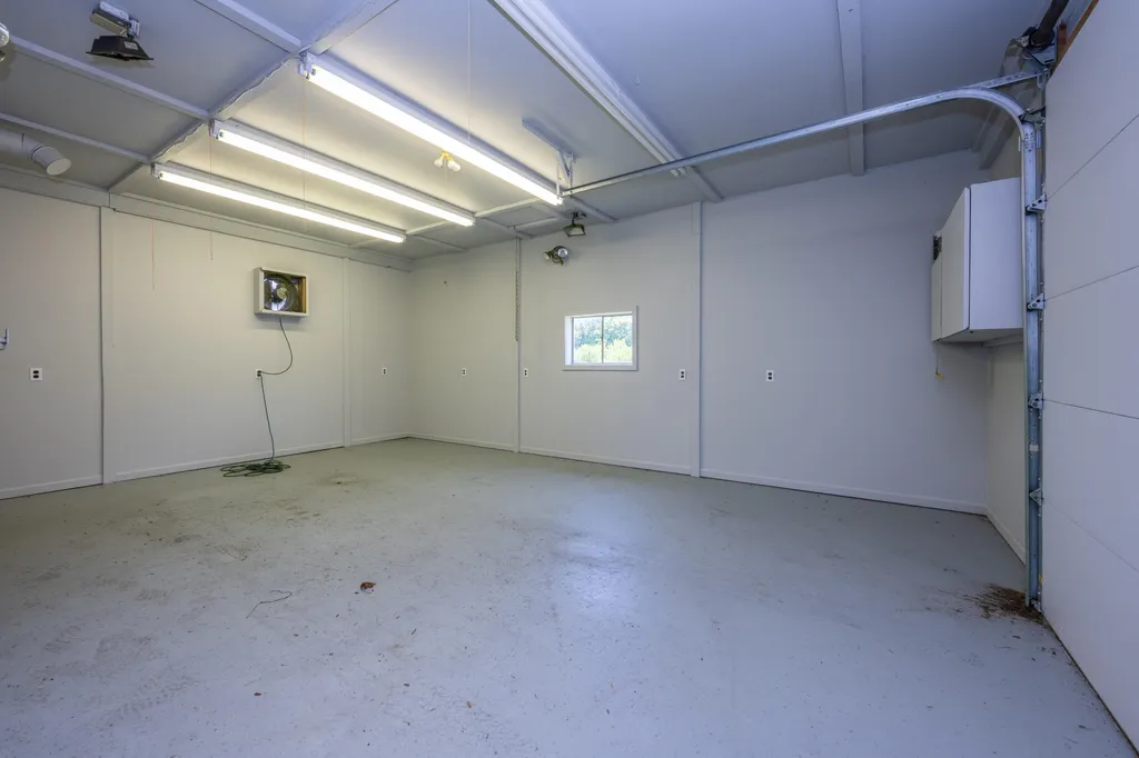 31401 Middle Crossing Road Silver Creek Township MI 49047
