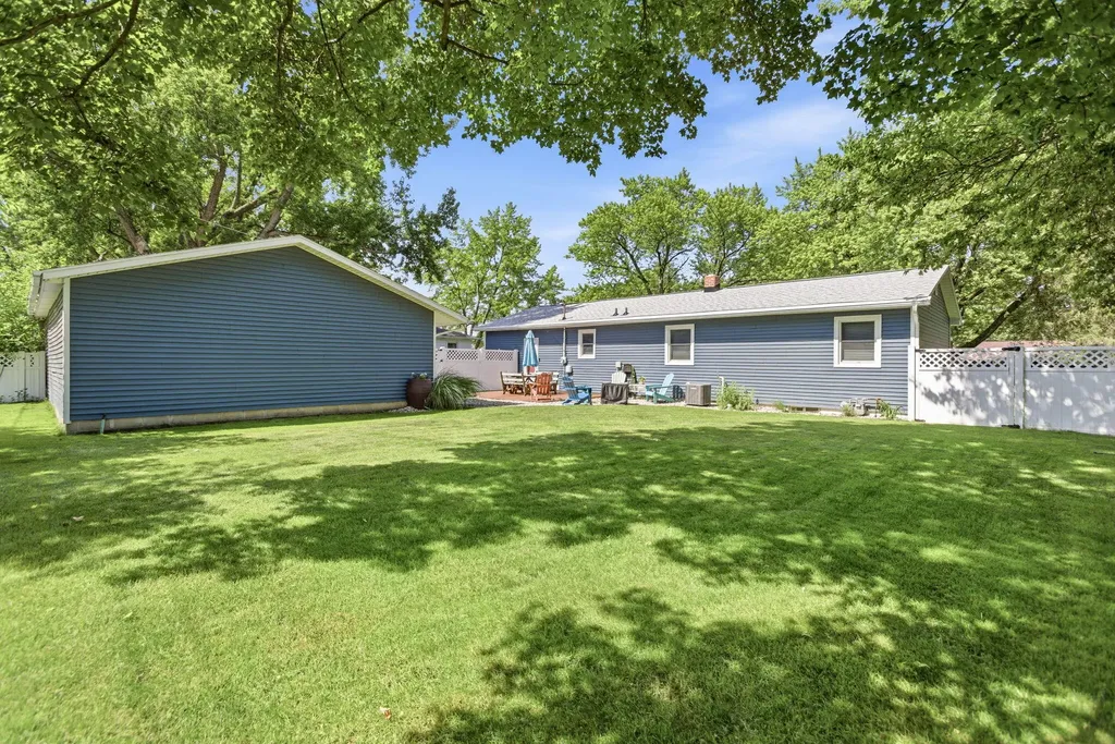 3663 Arbor Street St. Joseph Charter Township MI 49085