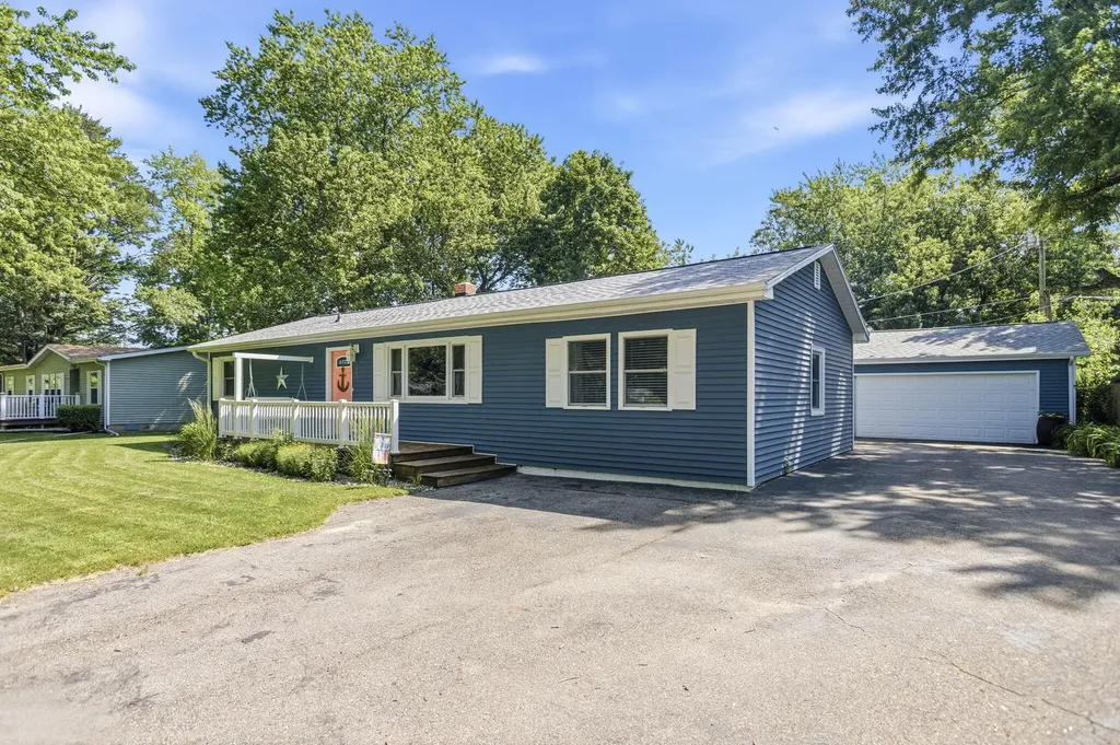 3663 Arbor Street St. Joseph Charter Township MI 49085