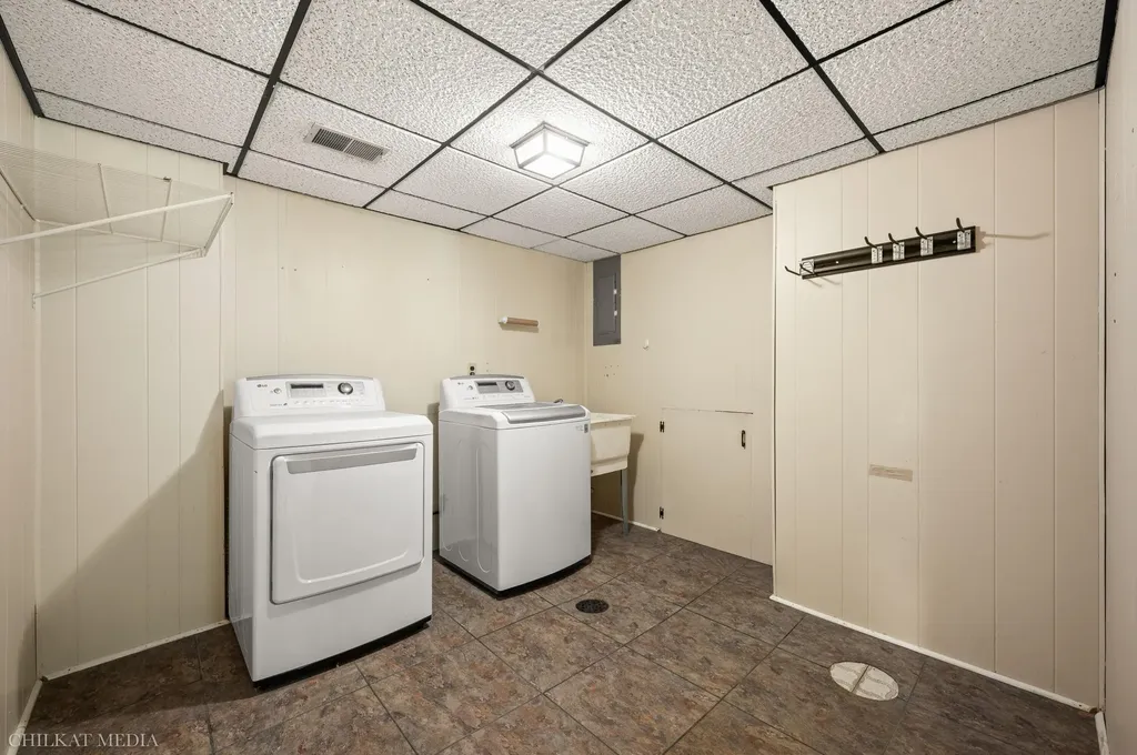 1346 Desmond Street Lincoln Charter Township MI 49085