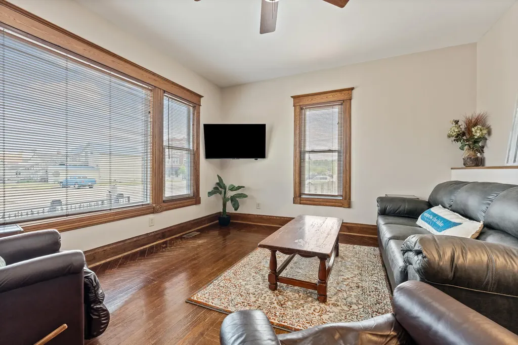 424 Huron Street South Haven City MI 49090