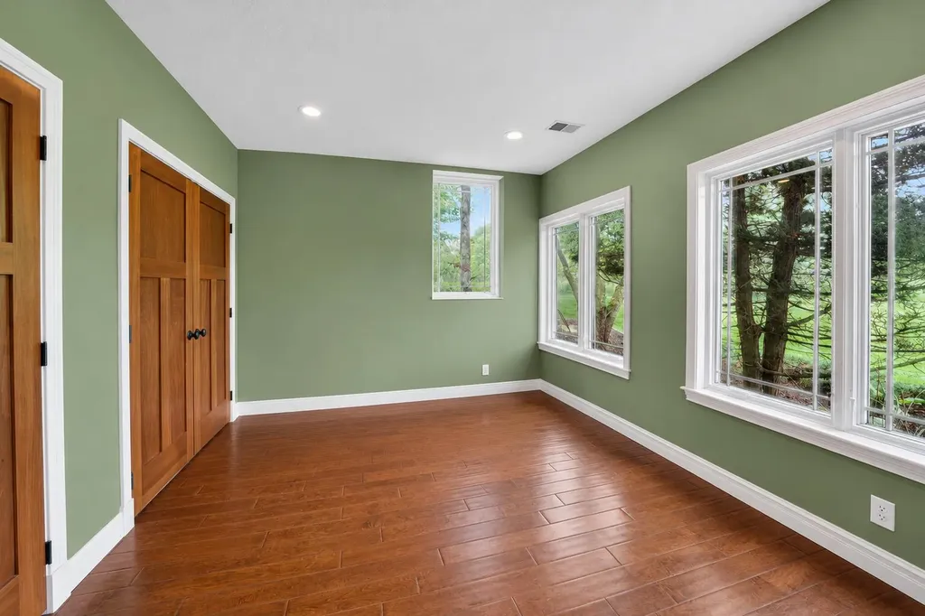 30166 Lloyd Lane Milton Township MI 49120