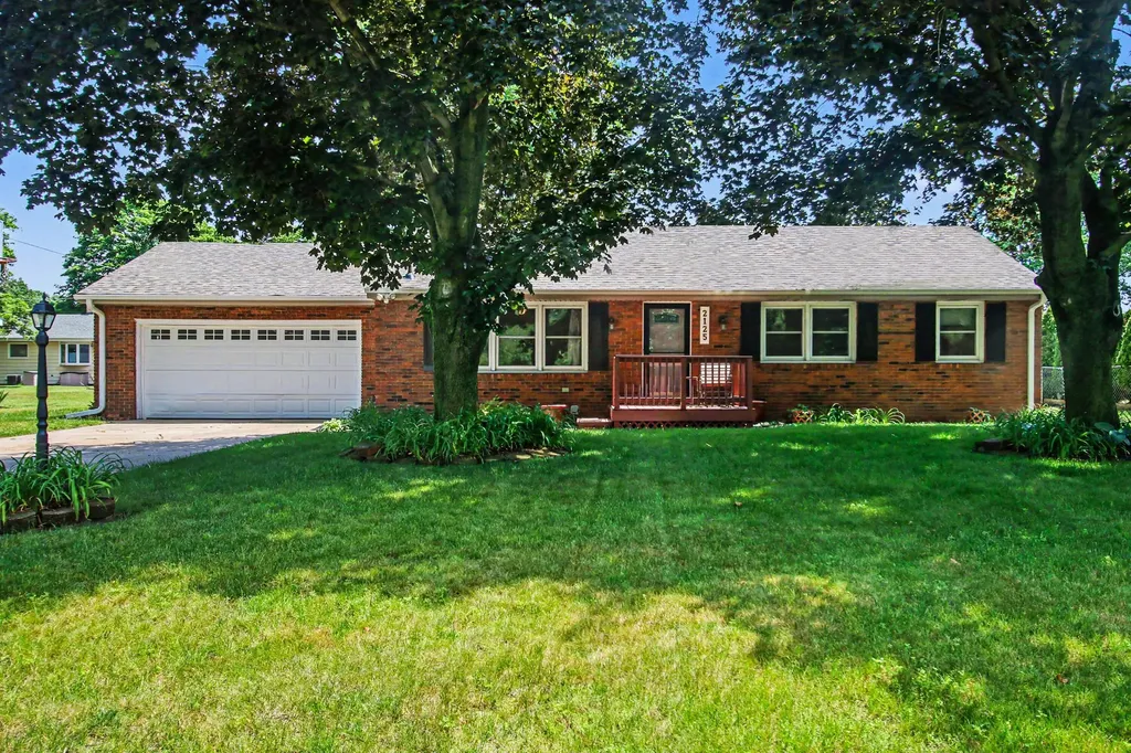2125 Pawnee Path Lincoln Charter Township MI 49127