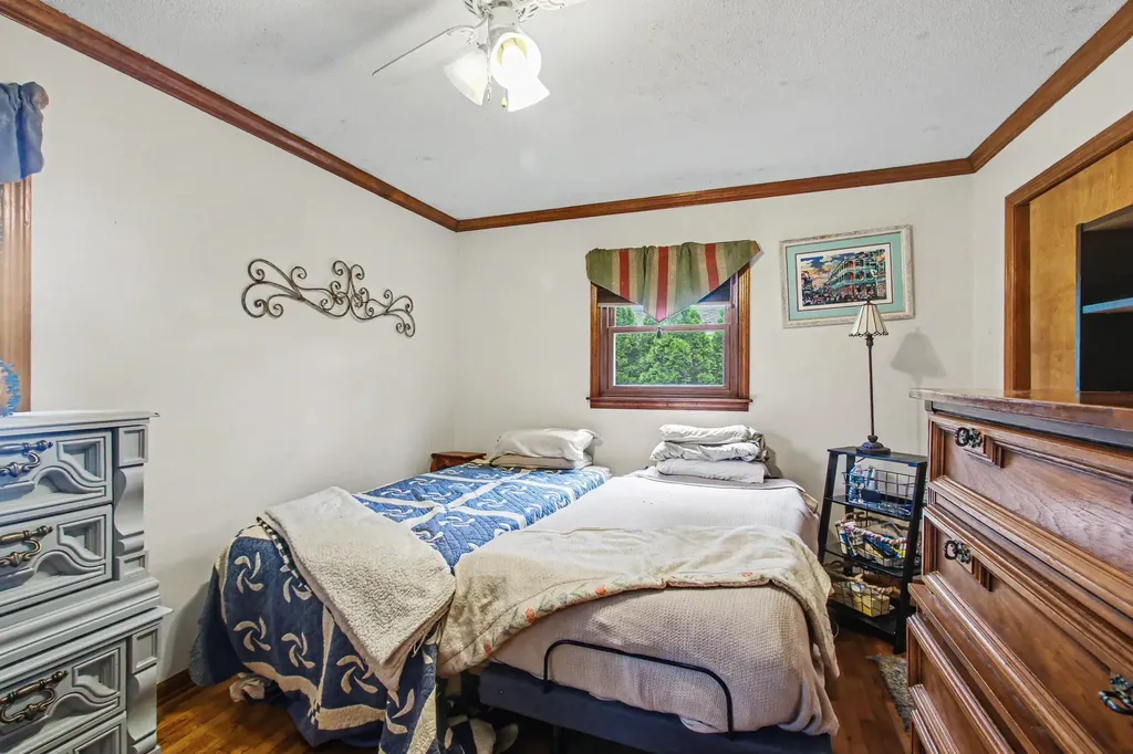 2125 Pawnee Path Lincoln Charter Township MI 49127