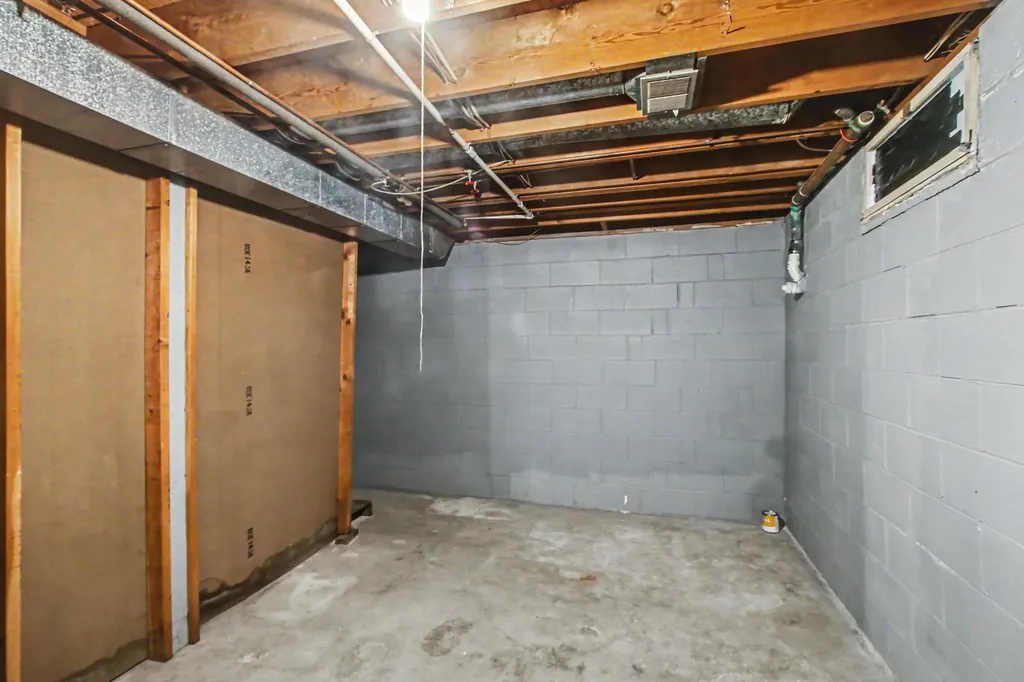 2125 Pawnee Path Lincoln Charter Township MI 49127