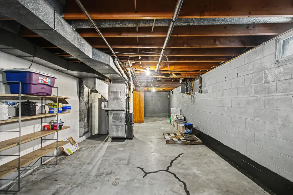 2125 Pawnee Path Lincoln Charter Township MI 49127