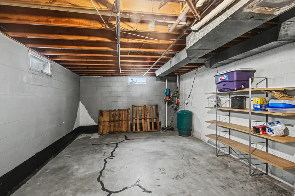 2125 Pawnee Path Lincoln Charter Township MI 49127