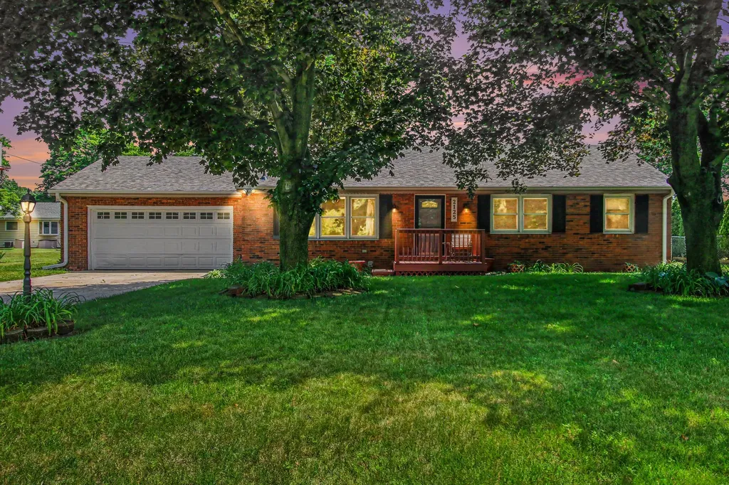 2125 Pawnee Path Lincoln Charter Township MI 49127