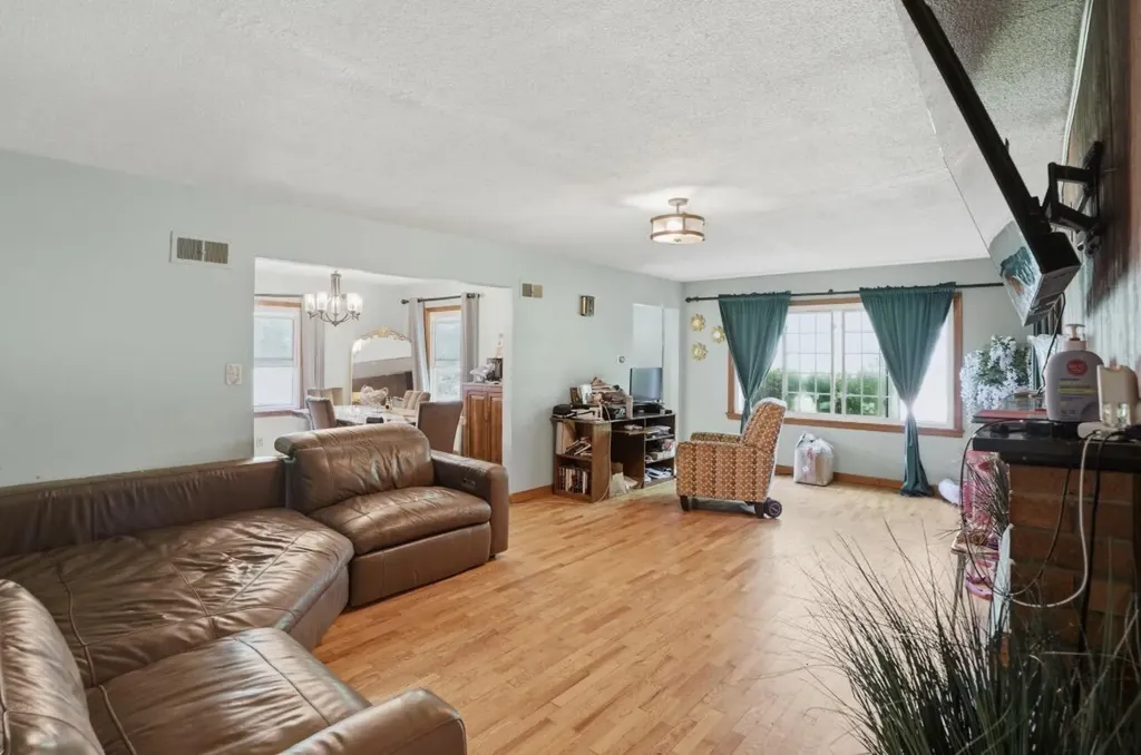 1443 Ogden Avenue Benton Charter Township MI 49022