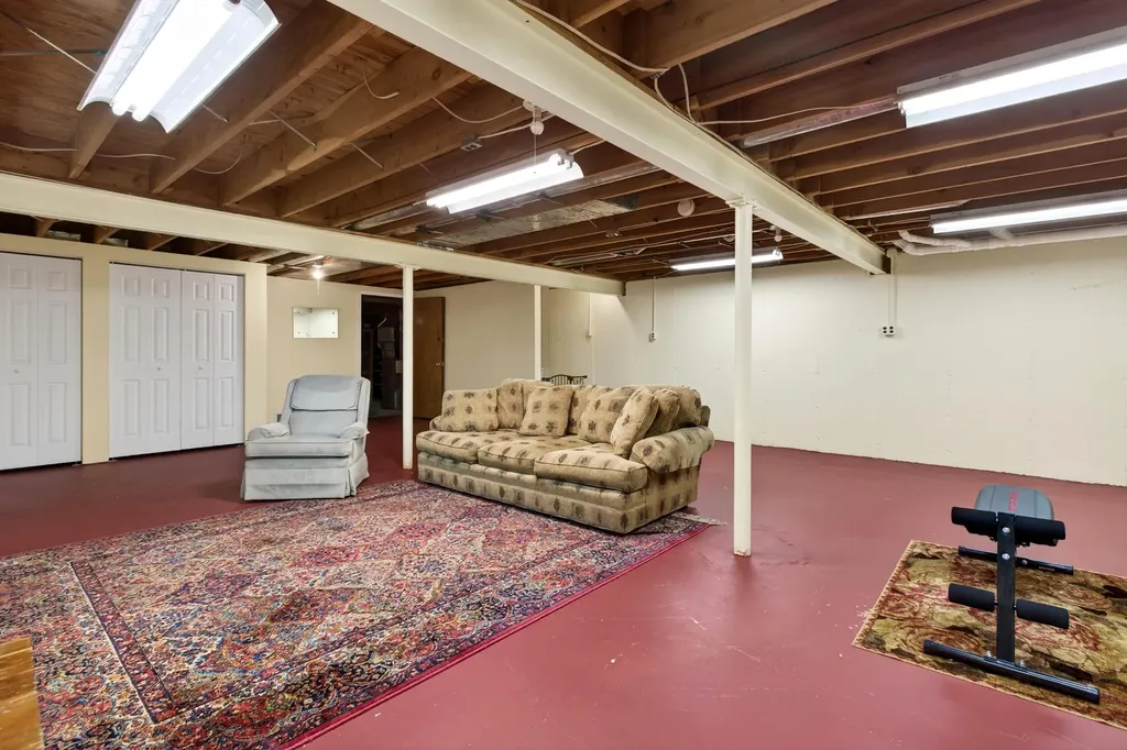 1329 Margaret Place St. Joseph City MI 49085