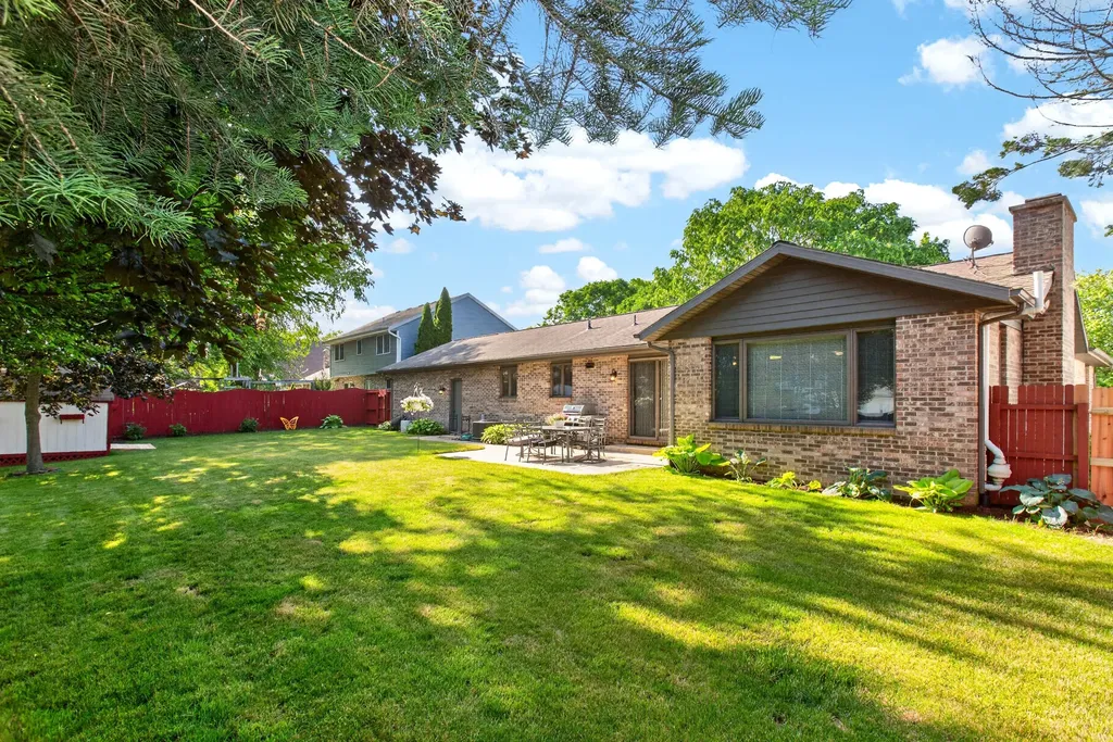 1329 Margaret Place St. Joseph City MI 49085