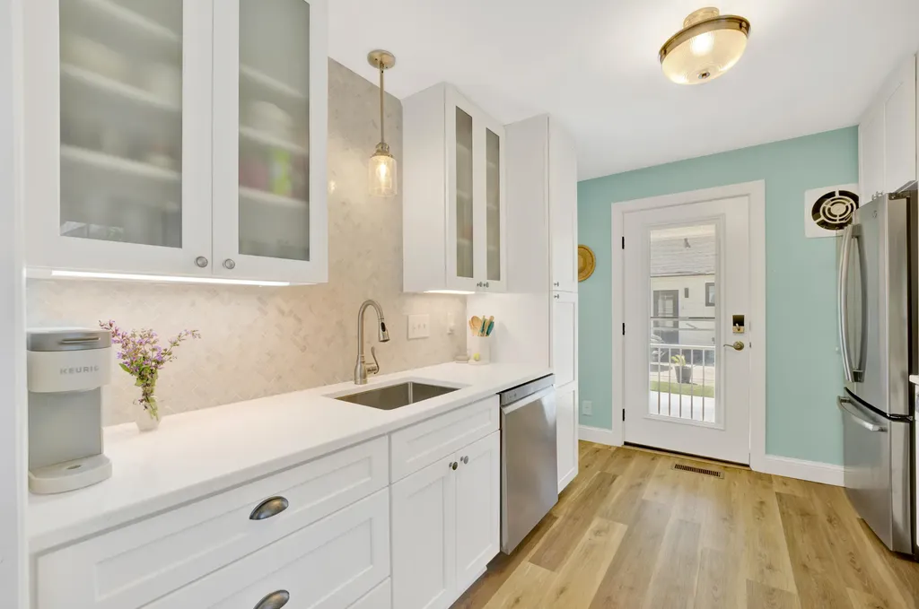 514 Edgell Street South Haven City MI 49090