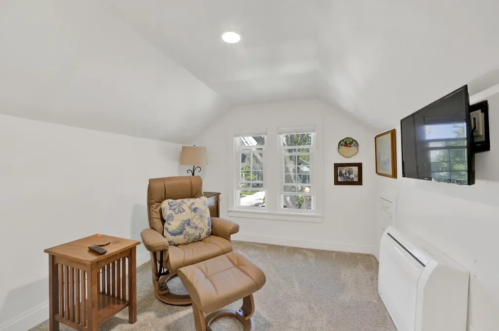 514 Edgell Street South Haven City MI 49090