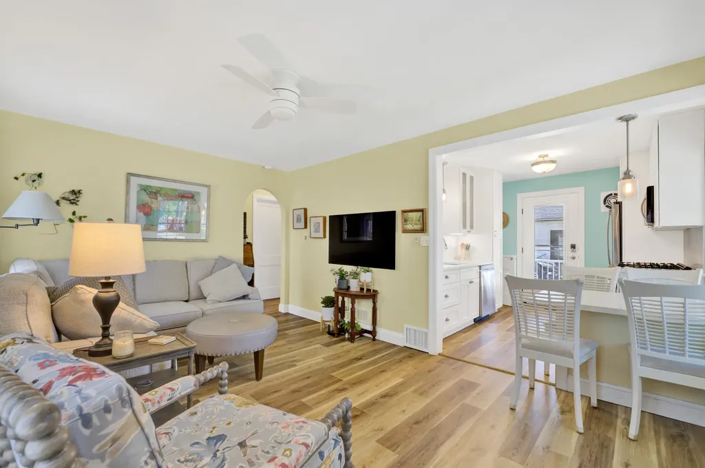 514 Edgell Street South Haven City MI 49090