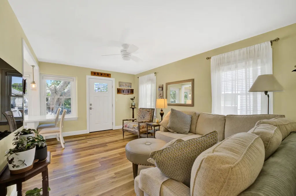 514 Edgell Street South Haven City MI 49090