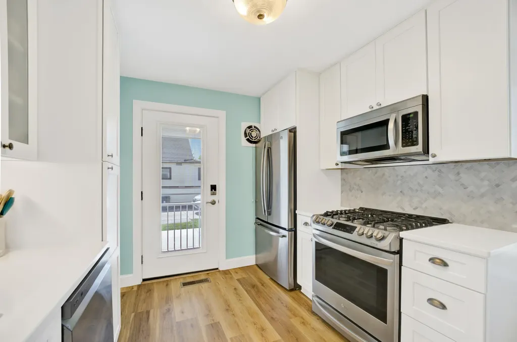 514 Edgell Street South Haven City MI 49090