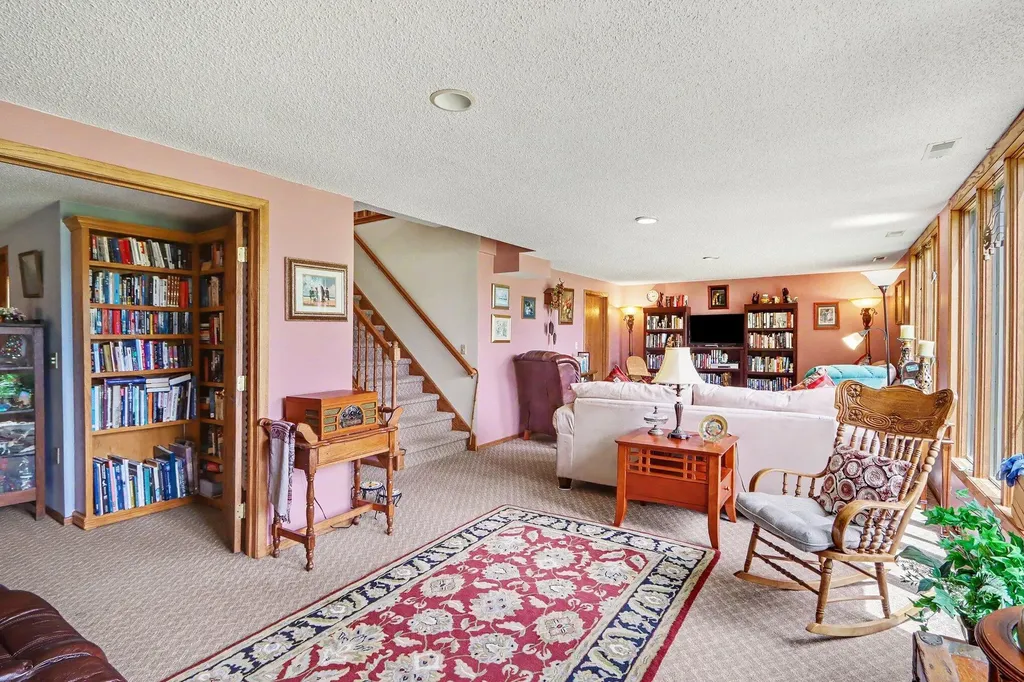 47135 Lakeview Drive Lawrence Township MI 49064