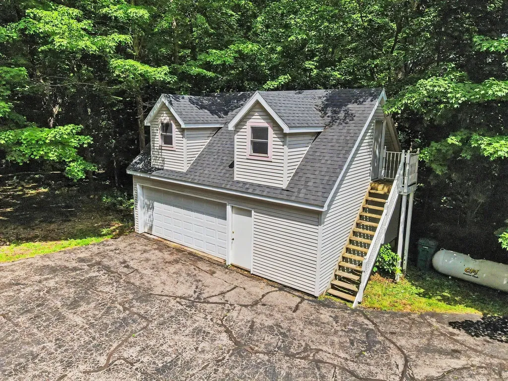 47135 Lakeview Drive Lawrence Township MI 49064