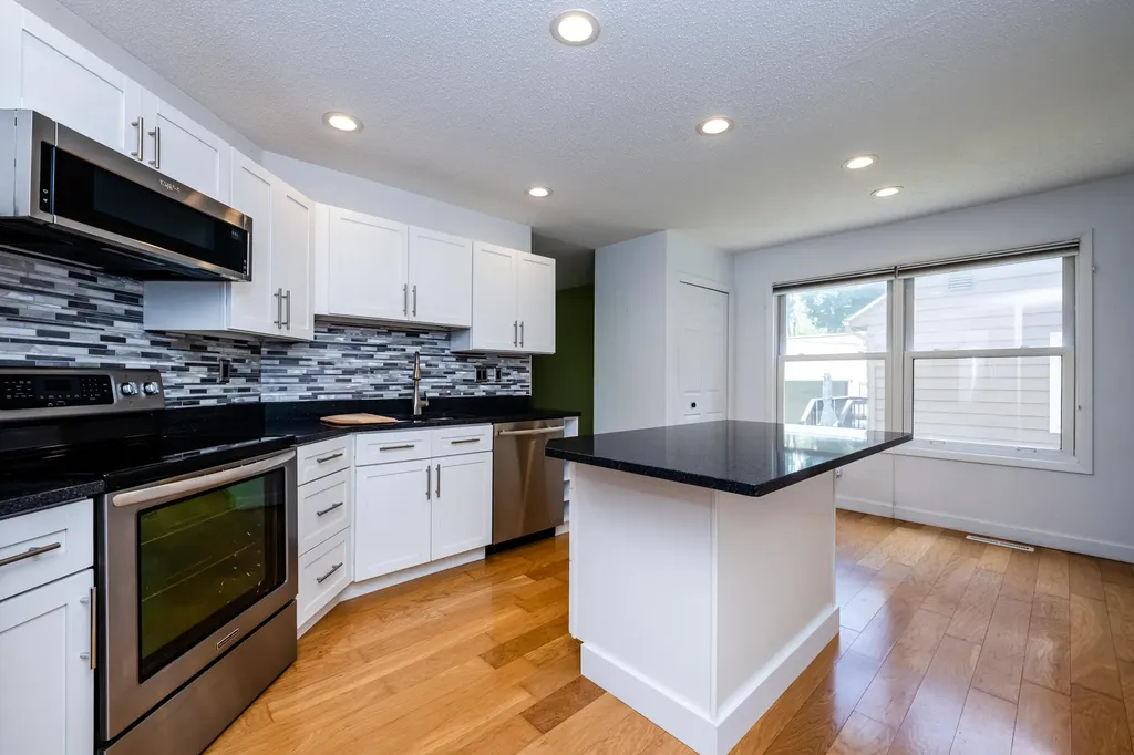 509 Granada Avenue St. Joseph City MI 49085