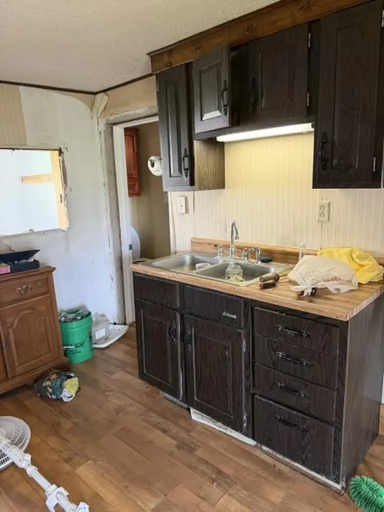 3724 Hennessey Road Watervliet Township MI 49098