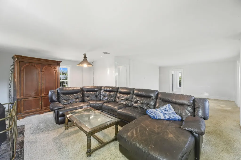 3223 Dunning Street Howard Township MI 49031