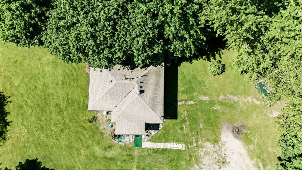 1356 Pipestone Road Benton Charter Township MI 49022