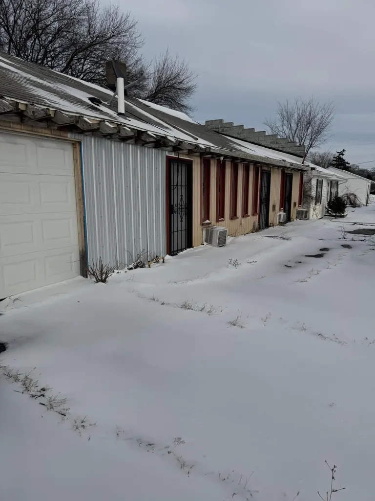 1175 E Napier Avenue Benton Charter Township MI 49022