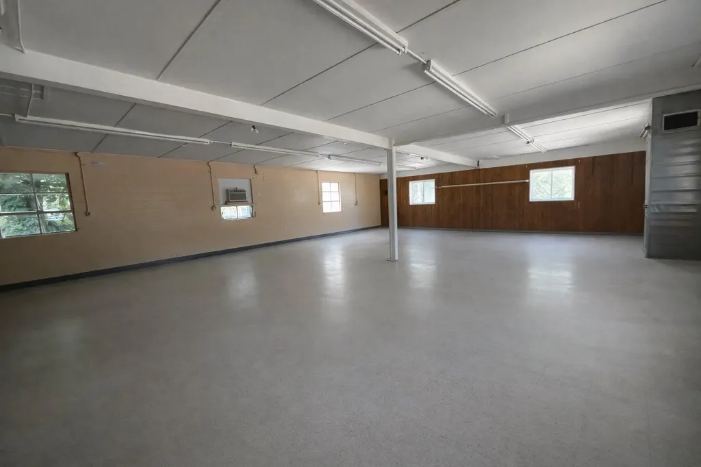 806 N Orchard Street Dowagiac City MI 49047