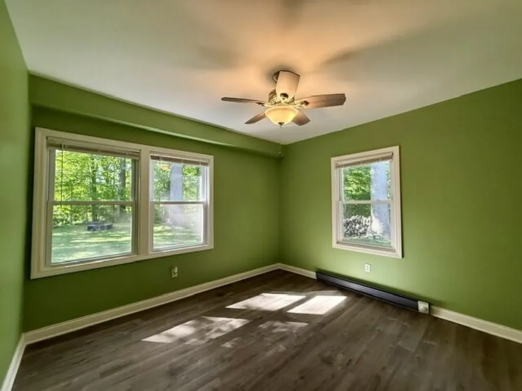 16002 Lakeside Road Chikaming Township MI 49129