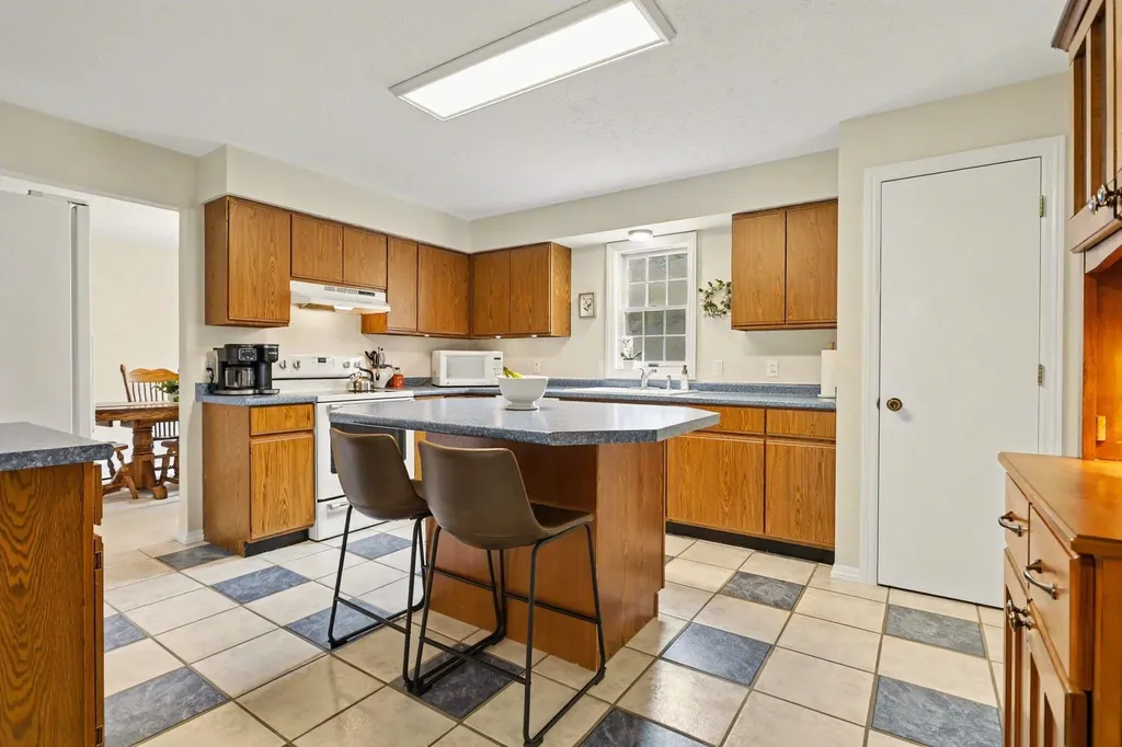 2956 W John Beers Road Stevensville Village MI 49127