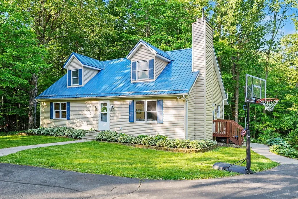 2912 Niles Buchanan Road Niles Township MI 49107