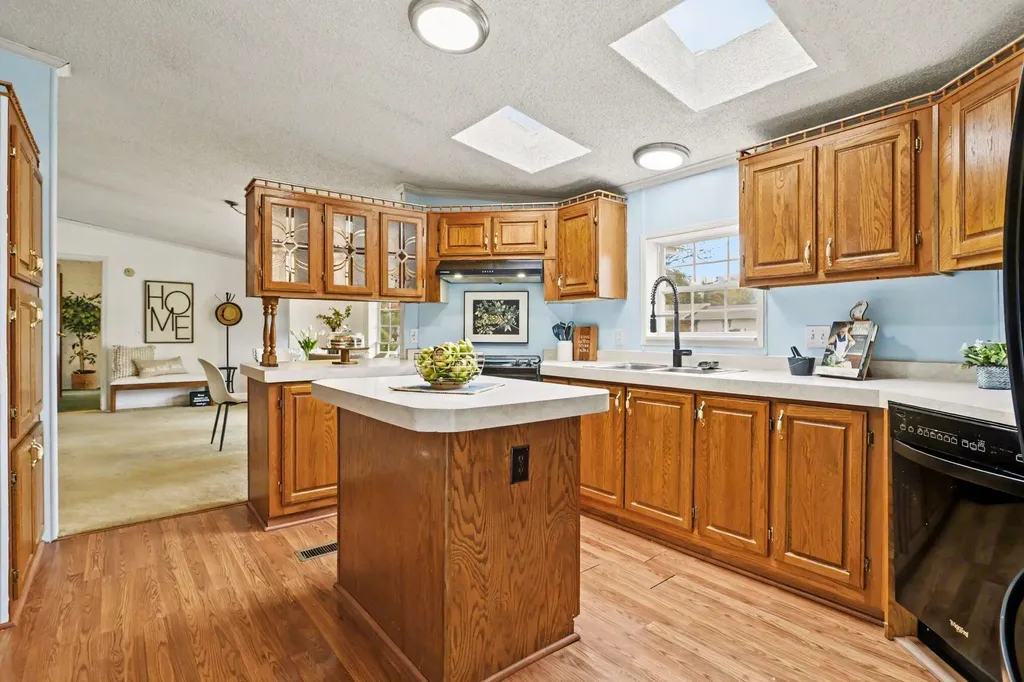 10283 S Arrowhead Drive Oronoko Charter Township MI 49103