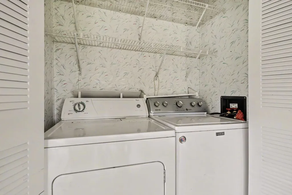 10283 S Arrowhead Drive Oronoko Charter Township MI 49103