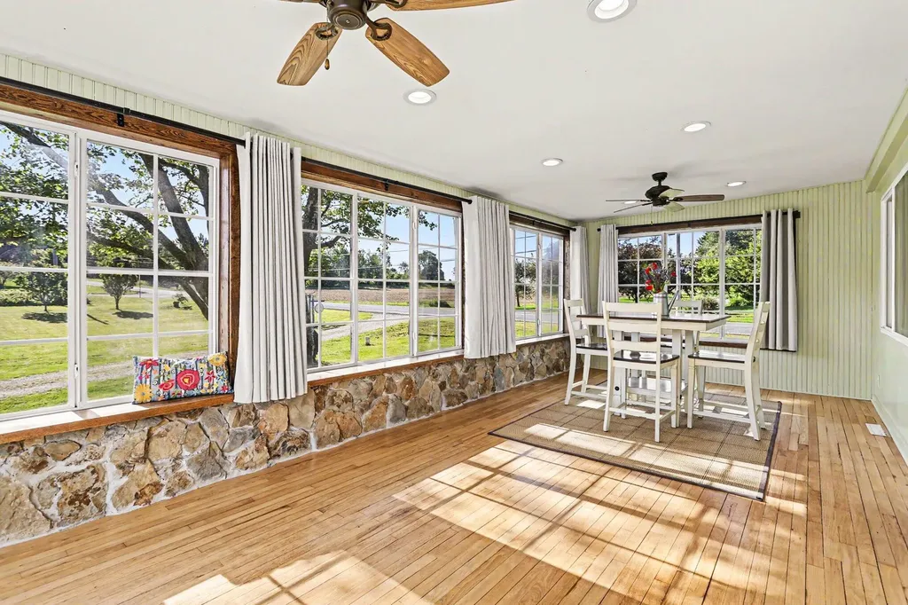 2175 E Hinchman Road Oronoko Charter Township MI 49103