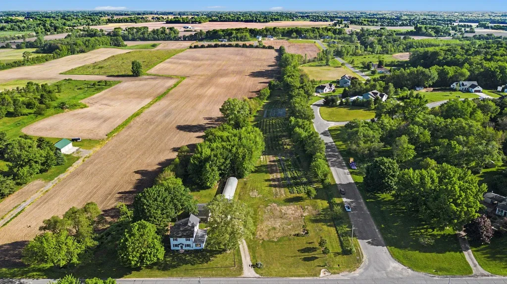 2175 E Hinchman Road Oronoko Charter Township MI 49103