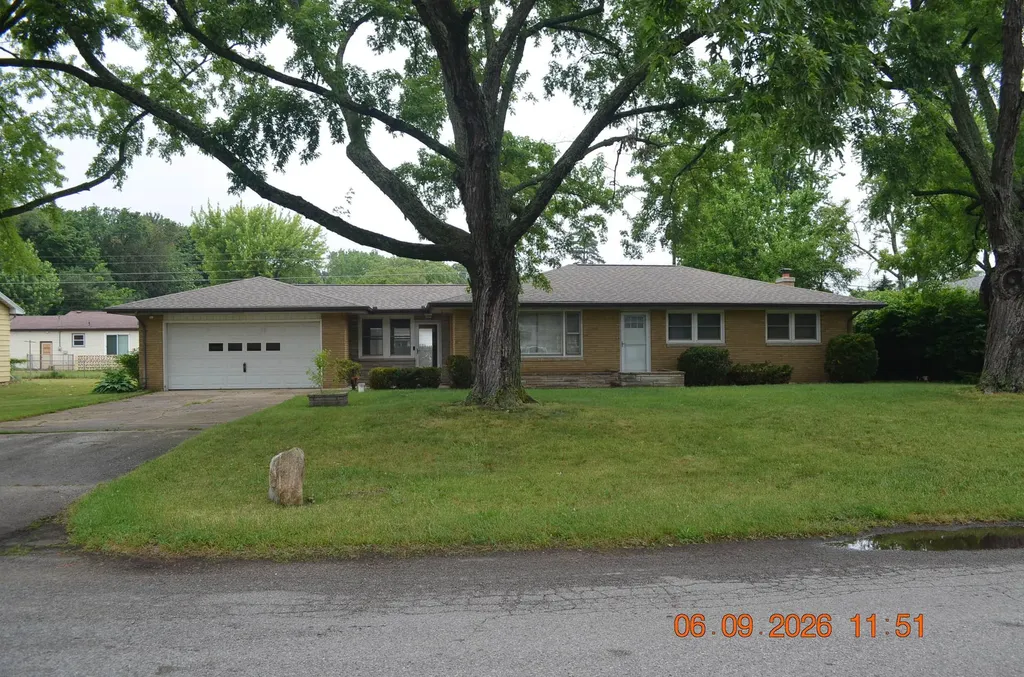 225 Kublick Drive Benton Charter Township MI 49022
