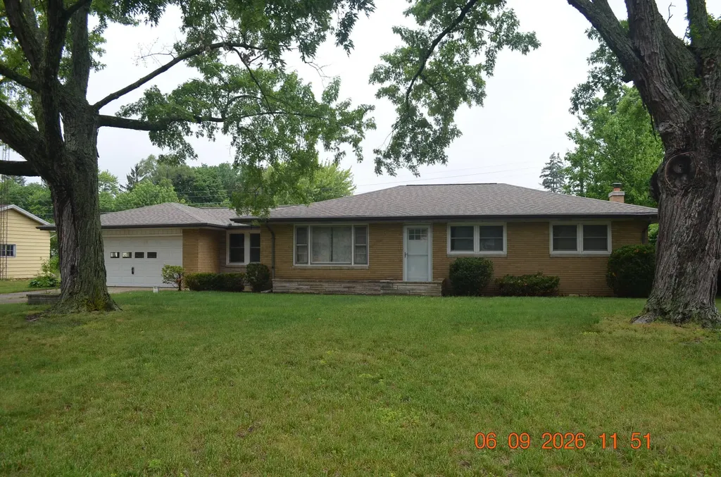 225 Kublick Drive Benton Charter Township MI 49022