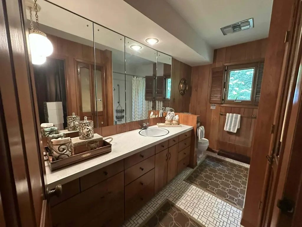 1716 W Benson Road Benton Charter Township MI 49022