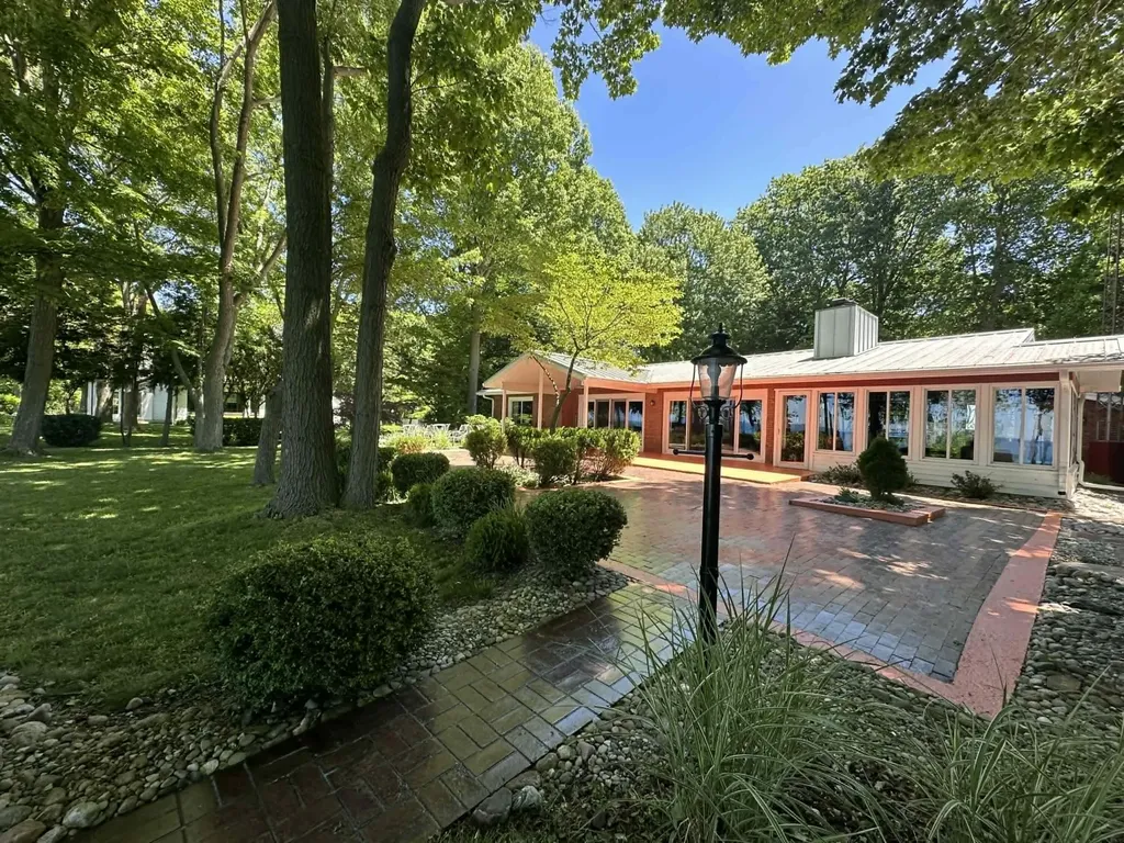 1716 W Benson Road Benton Charter Township MI 49022