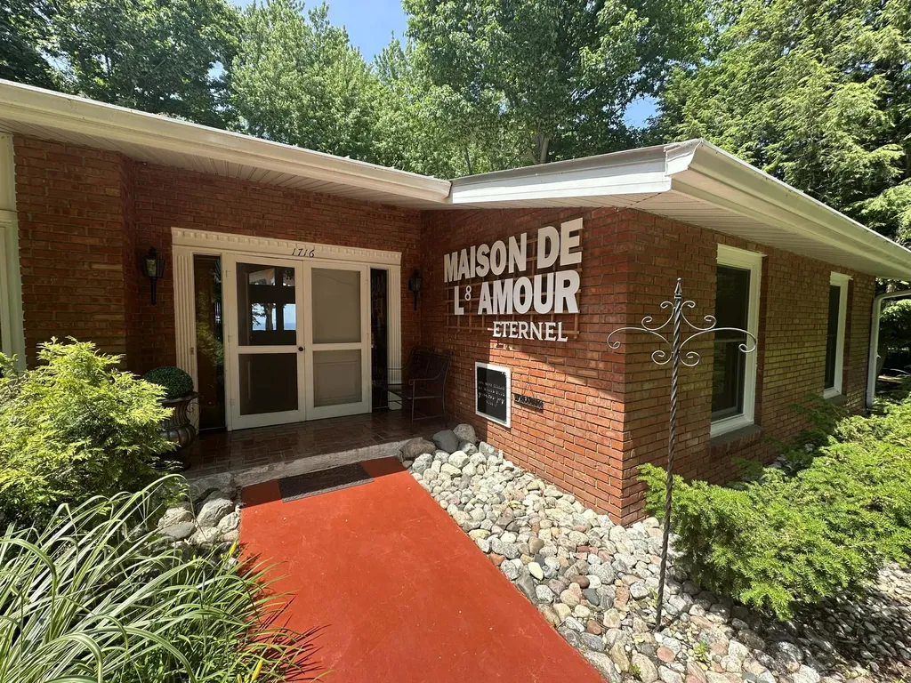 1716 W Benson Road Benton Charter Township MI 49022