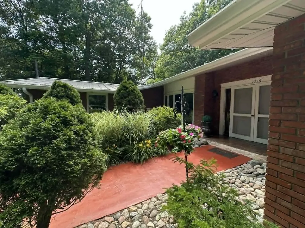1716 W Benson Road Benton Charter Township MI 49022