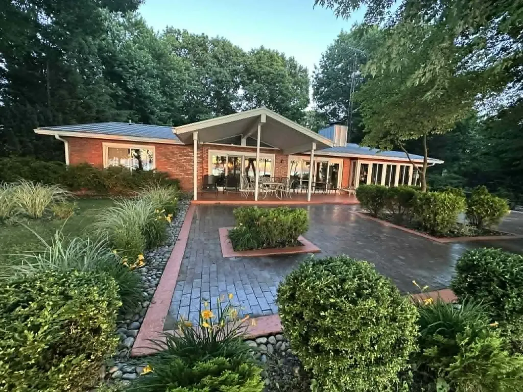 1716 W Benson Road Benton Charter Township MI 49022