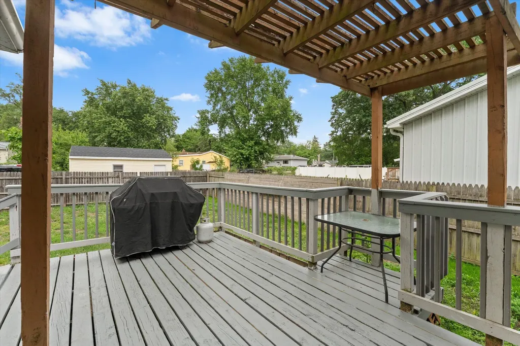 413 S 15th Street Niles City MI 49120